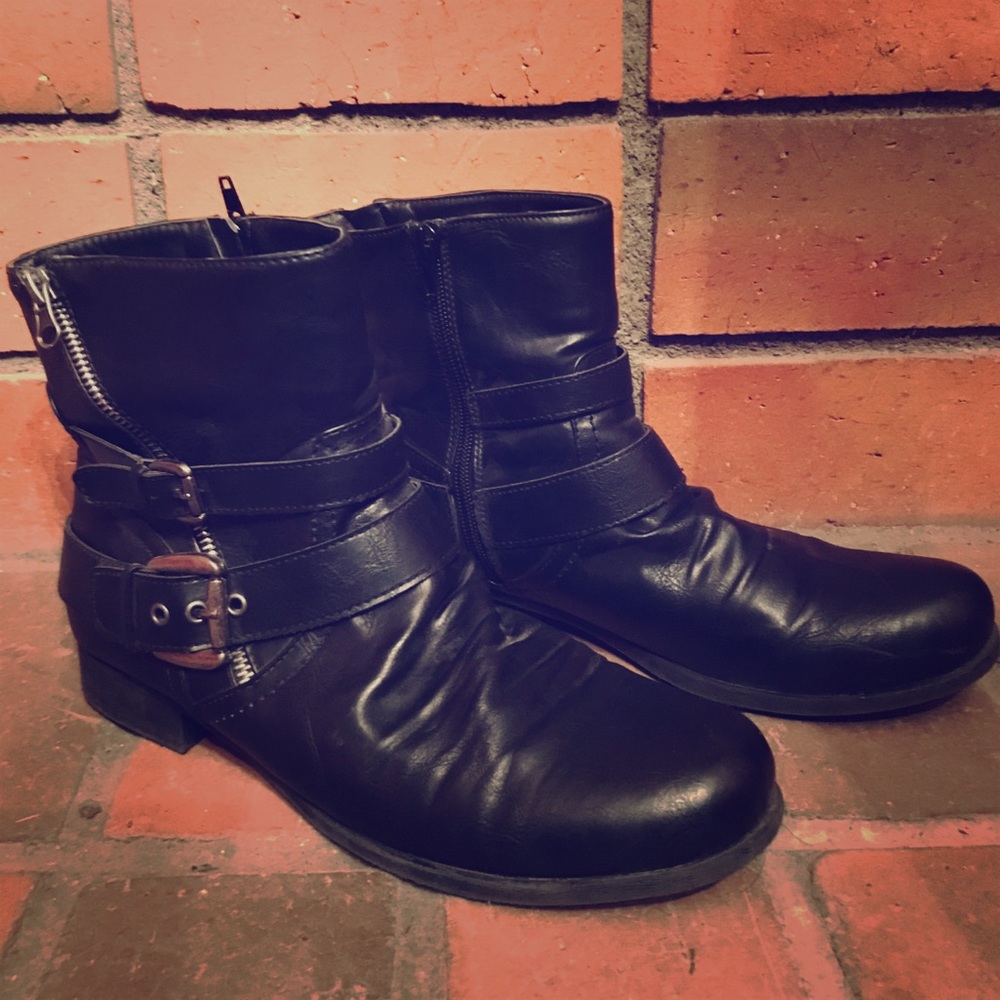 Size 10 Black Booties with Silver Buckles